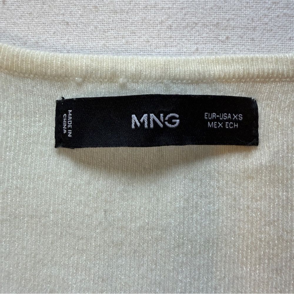 Mango Striped V-Neck Sweater Long Sleeve Cream & Black Stripe XS - Picture 2 of 12